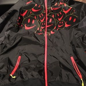 Large brand new only worn one time nike jacket
